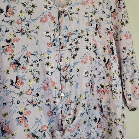 Dylan Ryan Floral Tie Front Button Down Blouse - Picture 8 of 10